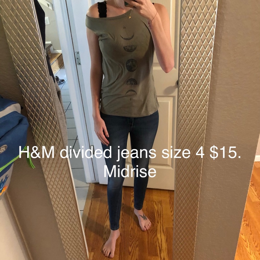 Midrise H&M jeans gently worn. Smoke free pet free